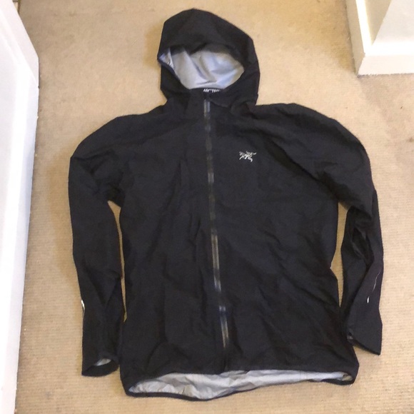 Arc'teryx Other - Arcteryx Norvan Jacket Men’s Medium Black
